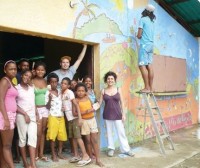 Mural en La Guairita por Centro Madre y Prout